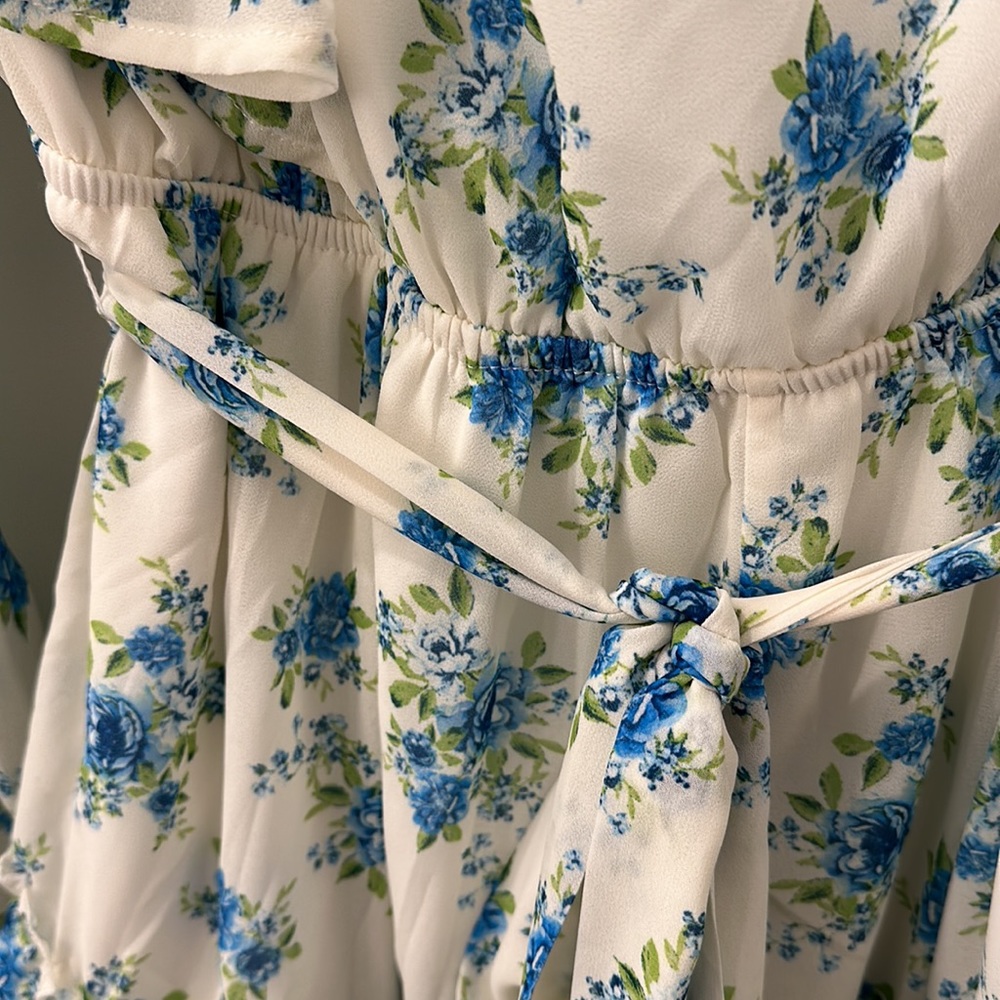 Flower Romper - Picture 3 of 5